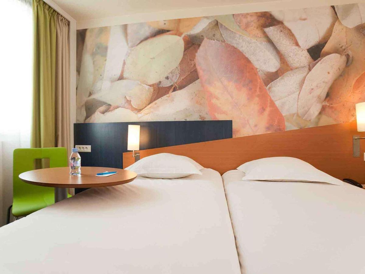 Hotel ibis Styles Orléans La Chapelle-Saint-Mesmin Exterior foto